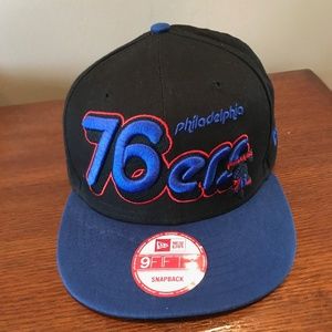 Philadelphia 76ers Vintage Snapback Hat